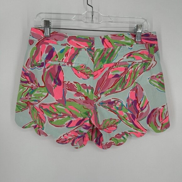 Lilly Pulitzer Shorts Women’s 4 bright buttercup resortwear preppy beachy floral - Picture 6 of 6